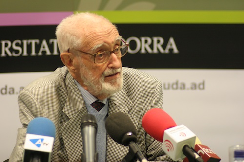 Foto: José Luis Sampedro, a la Universitat d’Andorra. UdA, 2008.